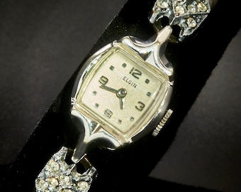 1950s ELGIN エルジン ヴィンテージ アンティーク ウォッチ エルジン 1950年代製 手巻き式 スモールセコンド付き アンティーク