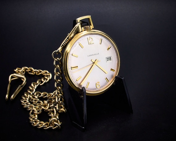 Vintage Caravelle 1969 Gold Tone Round Pocket Watch, Hand  display picture 3