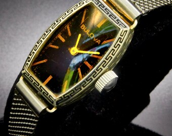 RARE 1930 Bulova Miss America Art Deco Emerald and White  display picture 3