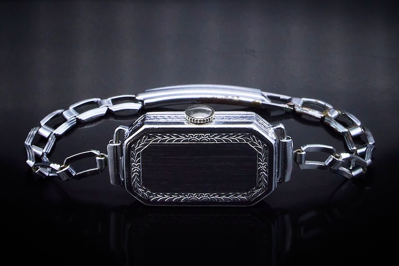 Art Deco 1929 Bulova "Bernice" Rectangular Watch, Engraved Detailing, 14k White Gold Plate Watch, Vintage Chain Link Style Bracelet image 6