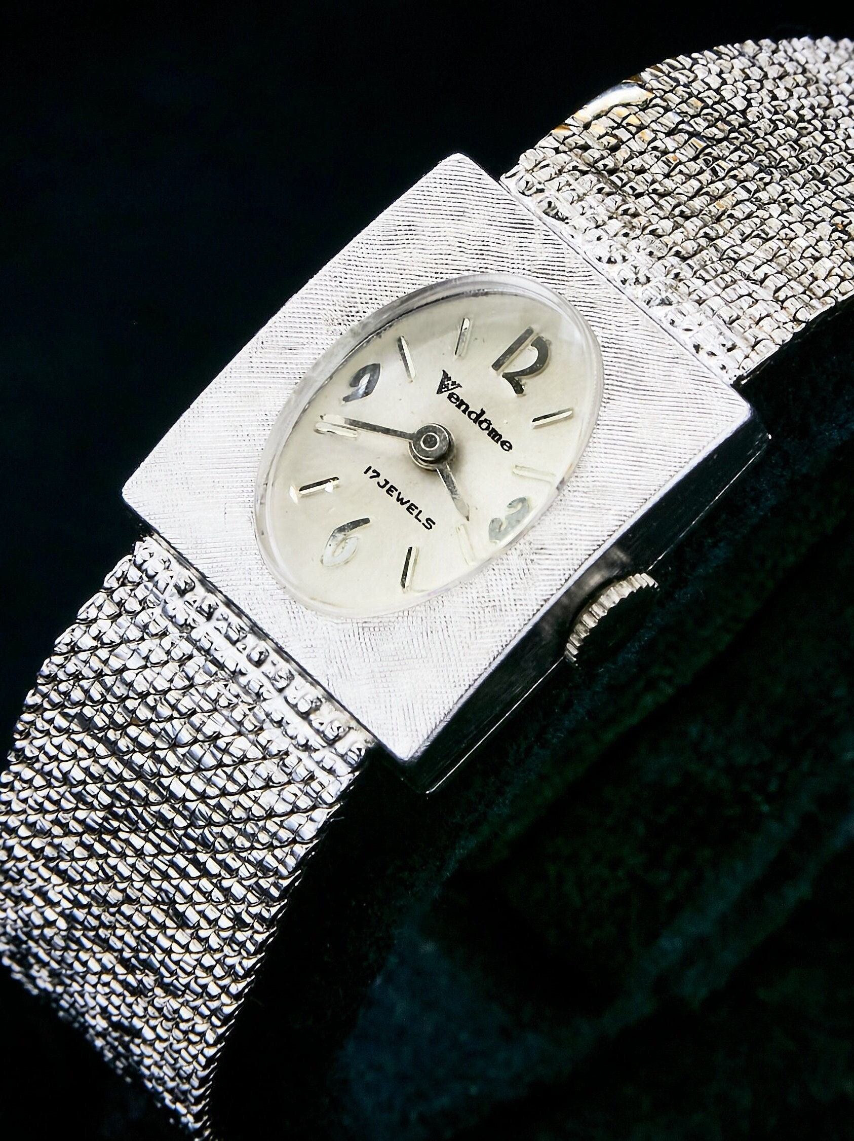 1960s Vendome Ladies Bracelet Watch MINT CONDITION Ladies