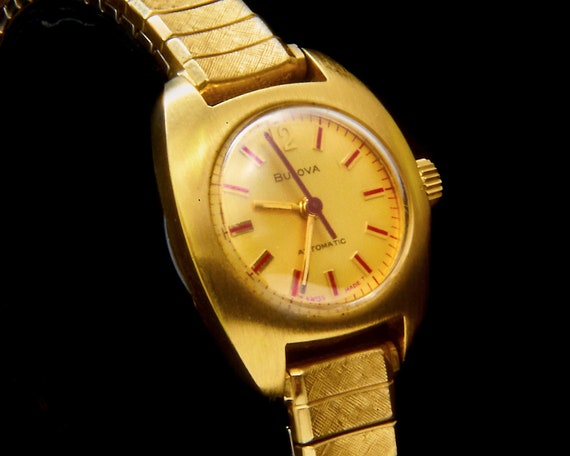 1975 Bulova "Lady of Fashion BQ" Dainty Gold Self… - image 1