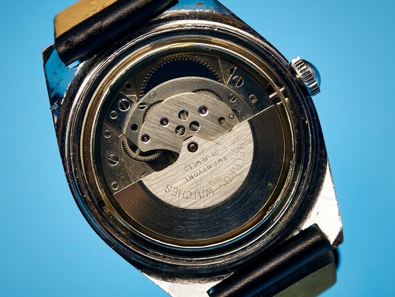 1960s Helbros Men's Automatic Self-winding Tonnea… - image 7