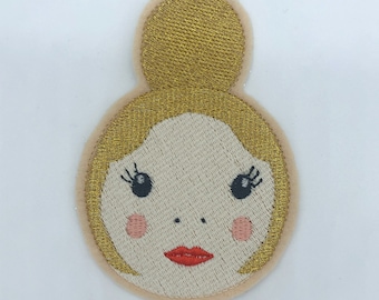 Patch for ironing or sewing, patch or iron-on patch for clothing or textiles, Frau Holle patch