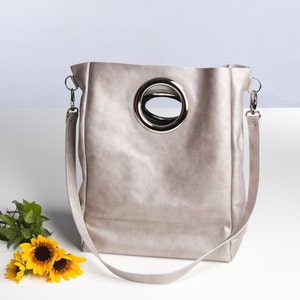 Shopper with metal handle // Leather Tote Bag // Hobo Bag // leather shopper // crossbody bag // handmade // stylish