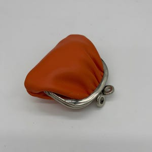 Leder Minigeldbörse, Miniclip, Retro, kleines Portemonnaie, Little Tiny Wallet, handmade, Bügelverschluss, Geschenk für Mädchen
