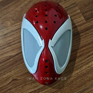 Scarlet Spiderman faceshell and lenses