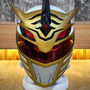 lord drakkon helmet