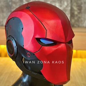 can you sell motorcycle helmets This is my dads old helmet i wanna sell so im wondering is it realy worth  something?(i have my own so im selling it) : r/motorcyclegear