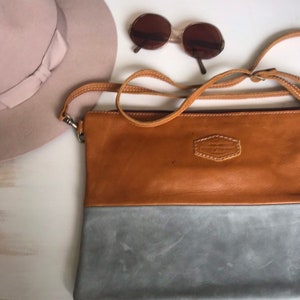 Bolsa clutch crossbody • Alças removíveis convertem esta bolsa de ombro em uma clutch simples, bolsa de mão ou capa para iPad em amarelo mostarda e cinza