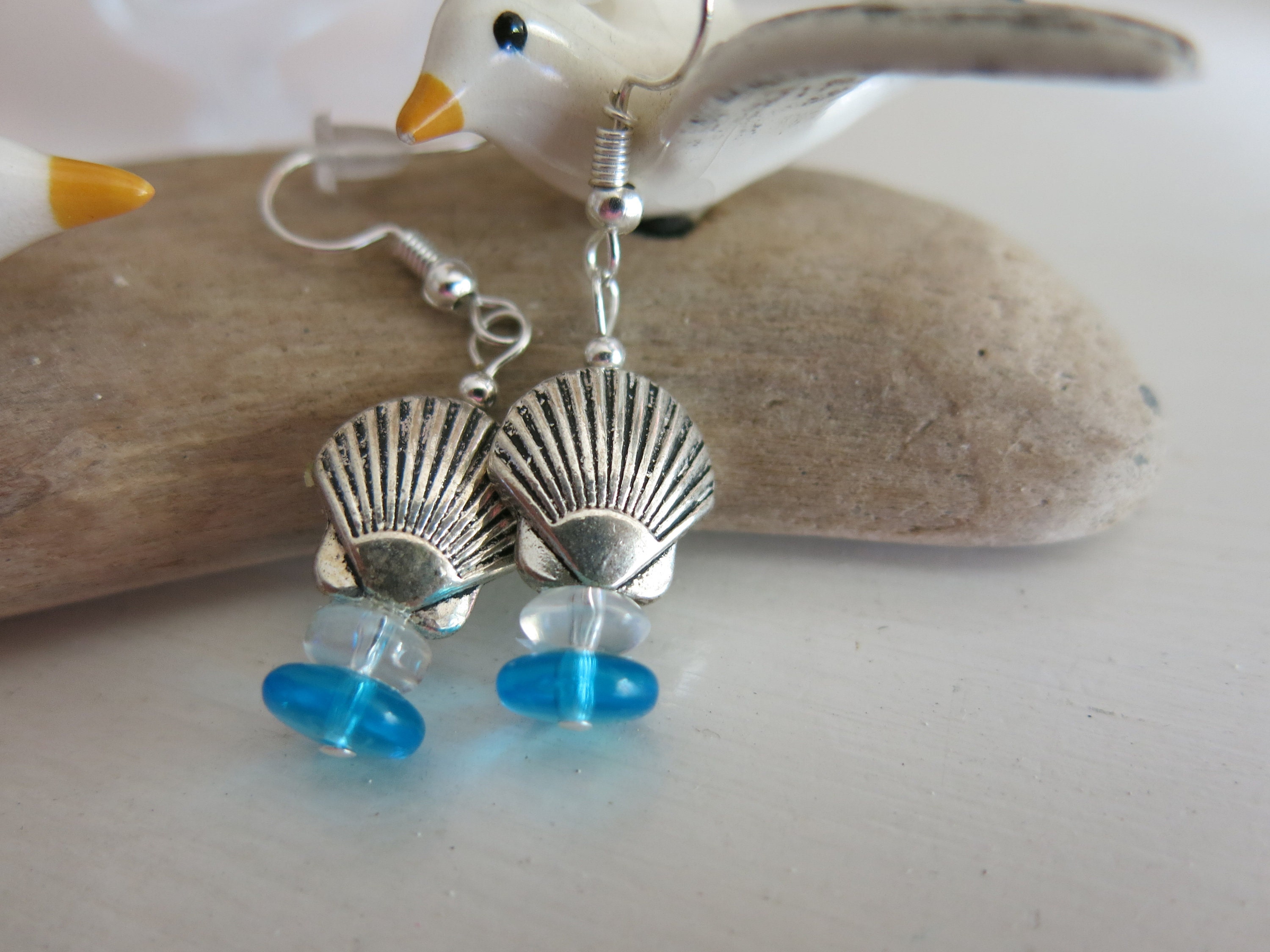Seashell Earrings Silver Tone Shell Earrings With Irridescent Etsy
