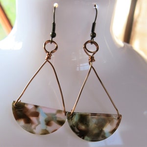 Ships Fast! Boho Half Moon Shaped Dangle Earrings Beautiful Acrylic Tortoise