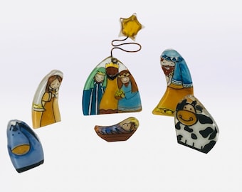 Handmade Fused Glass FARM Nativity Scene 6 Pc
