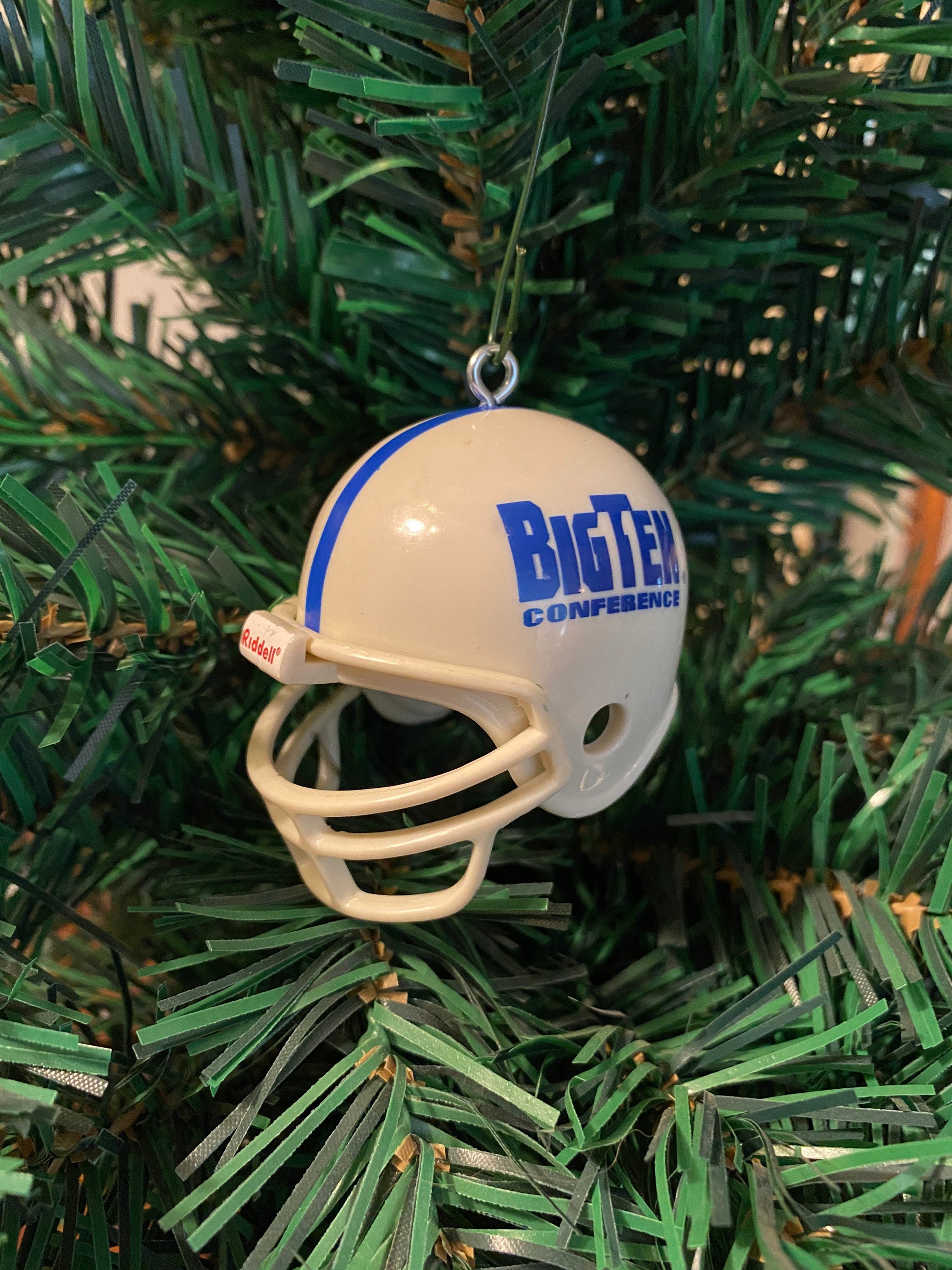 Riddell Wisconsin Badgers NCAA Football Helmet Christmas Tree DIY Ornament 