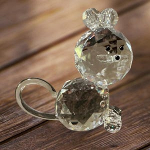 Vintage Italian Stunning Crystal Sitting Cat Figurine CTF Swarovski  Components Lots of rainbows 4”  Tall