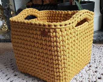 Large Standing Crochet Basket /Handmade Storage Basket With Handles /Square Basket /Cotton Basket /Chunky Crochet Basket.