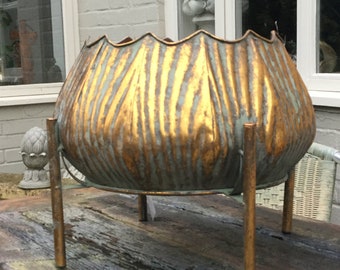 Planter Urn Etsy