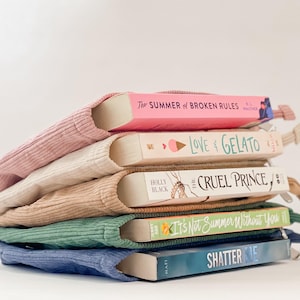 Pochette pour livres avec fermeture éclair pour livres Couverture de pochette en velours côtelé minimaliste Expédition rapide gratuite éligible, pochette livresque pour les amateurs de livres