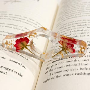 Page Holder for Books, Minimalist, Thumb Page Holder, Page Spreader Separator, Reading Holder, Reader Gift For Her, Nature Inspired