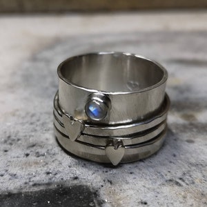Anello spinner in pietra di luna
