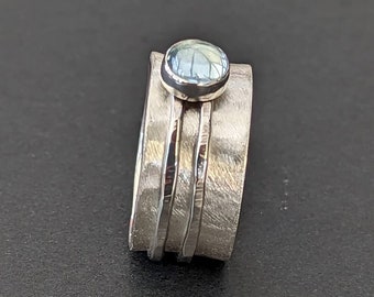 Aquamarine spinner ring
