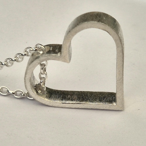 【HYERES LOR】25SS★ Pebble Heart Silver Necklace M Brighton - Valentines Day Mailer - Precious Heart Necklace