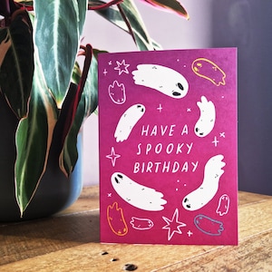 Carte d'anniversaire effrayante A6 | Passez un anniversaire effrayant | Alternative drôle, mignon, fantôme, rose, goth, cool, halloween, amant, à, enveloppe kraft