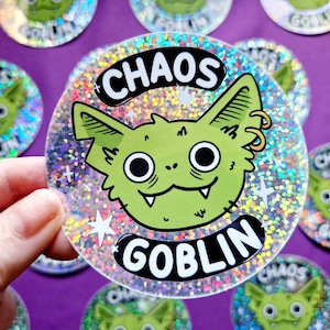 Adesivo Goblin do Caos Glitter Holográfico | Garrafa de Água de Vinil Engraçada e Engraçada à Prova D'Água Laptop À Prova D'Água Ao Ar Livre | DnD D&D TDAH Neurodivergente