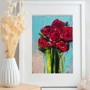 Mini pintura a óleo de rosas vermelhas em vaso – 10 x 15 cm Natureza morta floral – Pequena arte de rosas empastadas – Vaso de presente original pintado à mão Natureza morta de rosas