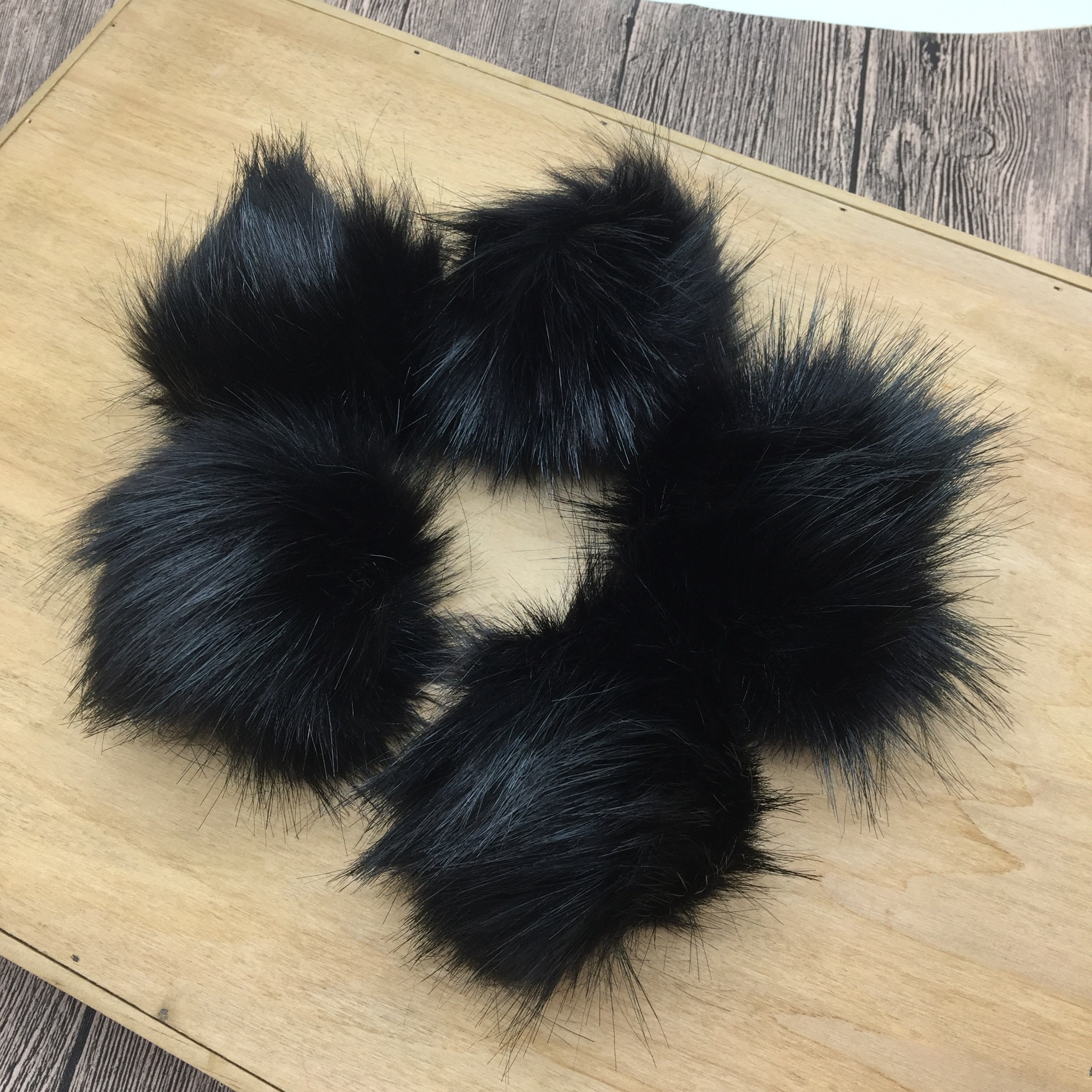 5 Pieces Black Faux Fur Pom Poms Faux Fox Fur pompomFluffy | Etsy