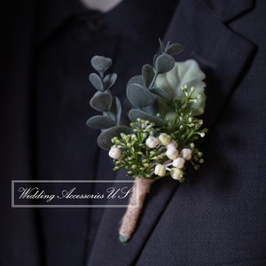 Greenery boutonnières with eucalyptus, Sage Green Groom Boutonniere, Groomsman, Rustic Boutonniere with white berries, Artificial