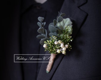 Greenery boutonnières with eucalyptus, Sage Green Groom Boutonniere, Groomsman, Rustic Boutonniere with white berries, Artificial