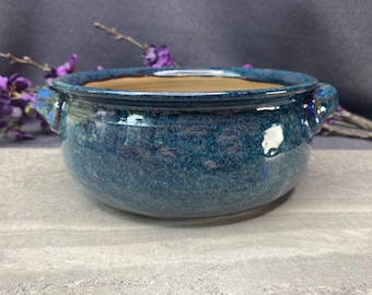 Jardinière décorative faite main en vaisselle avec manche bleu chiné