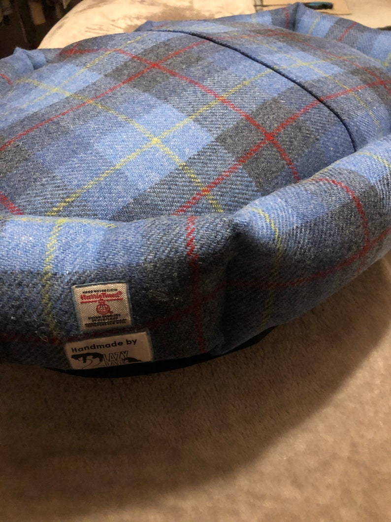 The Harris Bramble Pet Bed Tweed Dog Bed Cushion Bed Etsy UK