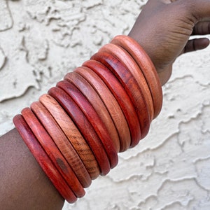 Set of 5 African wood bangles bracelets / Wooden bracelets / handmade wood bangles / Wood jewelry