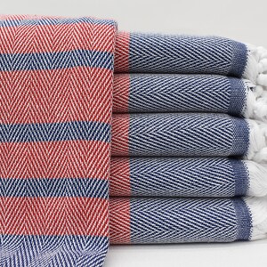 Red & Navy Towel, Turkish Towel, Beach Towel, 40x70 Bath Towel, Holiday Towel, Hotel Towel, Bridesmaid Towel, Gift Towel Bll-RnklBlksrt