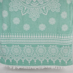 Toalha de praia personalizada de 36x73 polegadas, toalha de banho turco, toalha verde Benetton, toalha com padrão floral, toalha de praia personalizada para madrinhas