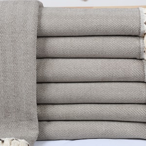 Organic Cotton Turkish Blanket: Herringbone Bedspread, Beach Blanket (79x99 Inches)
