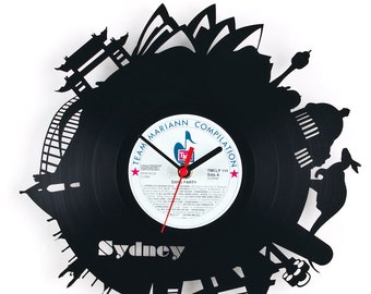 Wall clock - vinyl record - reuse - original design - recycling - sustainable design - wall decoration- Sydney