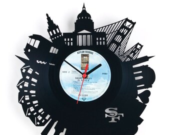 Wall clock - vinyl record - reuse - clock - recycling - sustainable design - wall decoration- San Francisco