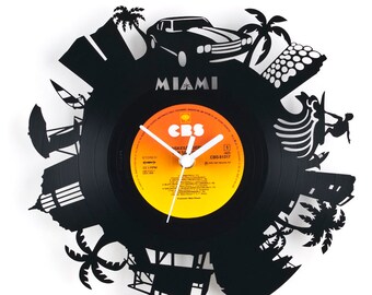 Wall clock - vinyl record - reuse - clock - recycling - sustainable design - wall decoration- Miami