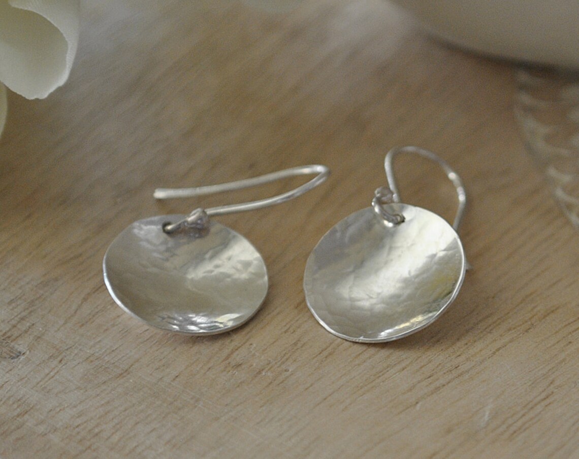 Hammered disc silver earrings