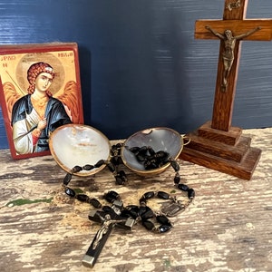 Vintage black beaded Rosary & shell case