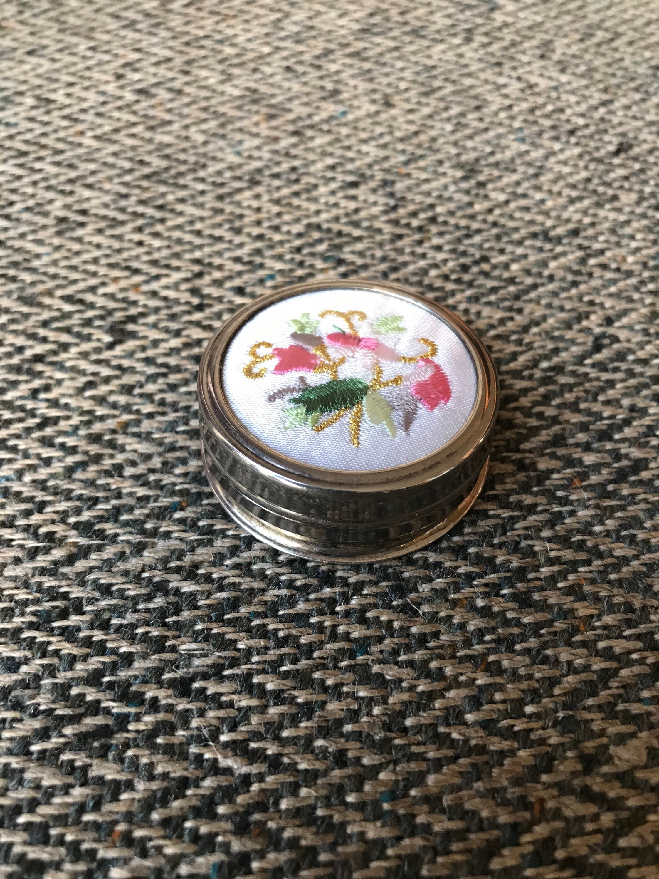 Vintage Embroidered /embroidery Pill Box Floral Etsy UK