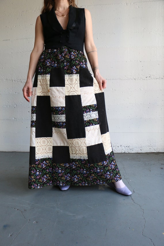 1970's Patchwork Wrap Skirt floral Corduroy and L… - image 4