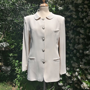 Gianni Versace blazer, Versatile by Versace, 90s Versace blazer, white jacket, vintage Gianni Versace, elegant jacket, white milk, golden