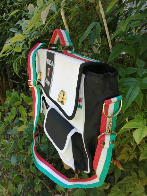 Vintage Moschino messenger bag, Italian flag prin… - image 2