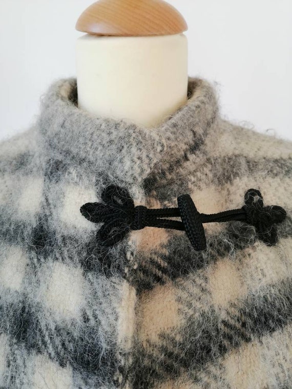 Woolen cape, vintage 70s poncho, mohair wool, bei… - image 8