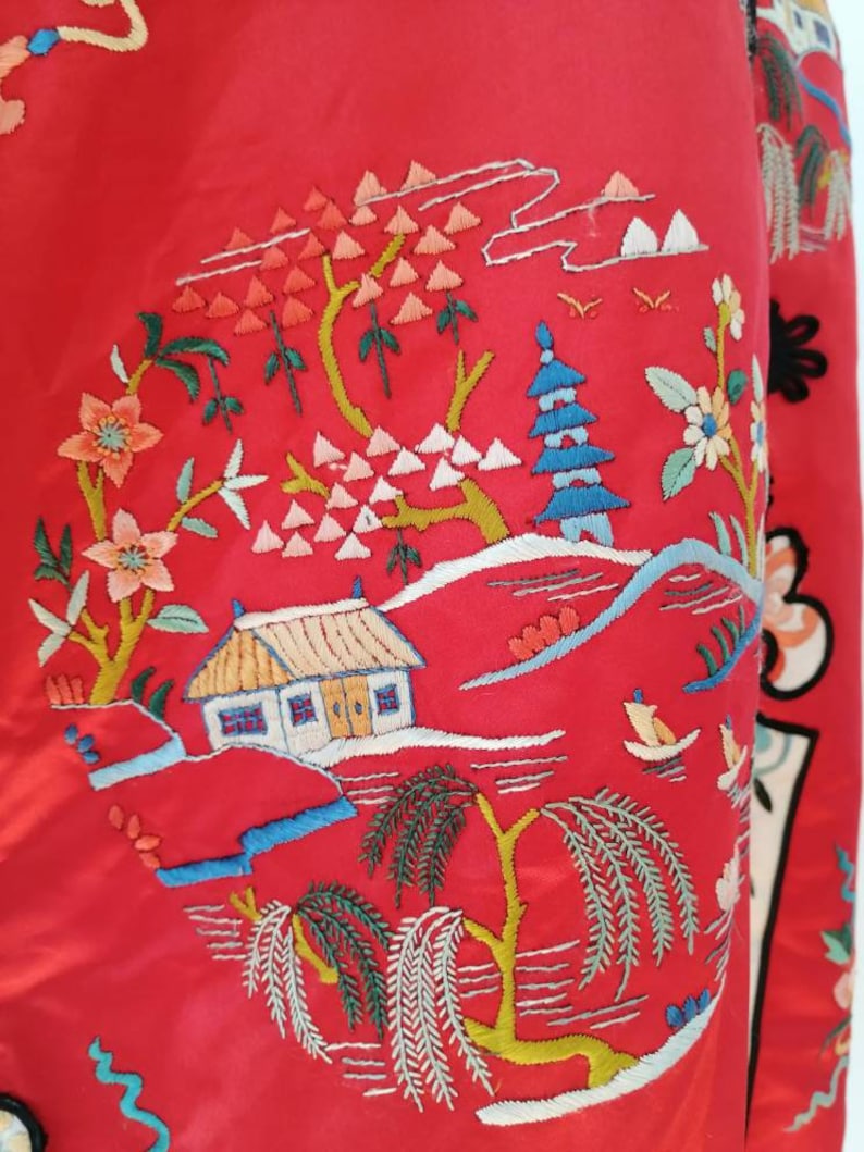 Kimono, red kimono, silk embroidered kimono, short kimono, Chinese kimono, silk jacket, frog closure, rubin red, embroidered sleeve, size M image 9