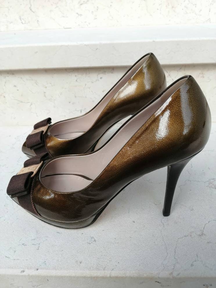 関税送料込【FERRAGAMO】25SS Heeled shoes Ferragamo Shoes, Ferragamo Pumps, High Heel, Vintage